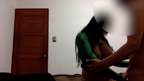 Секс с проституткой снятый на скрытую камеру в номере отеля